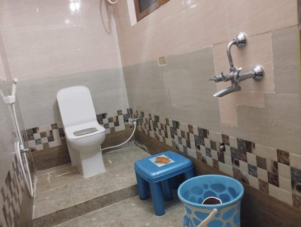 Sls Homestay - Luxury Ac Service Apartments 1Bhk, 2Bhk, 3Bhk - Direct Flyover To Alipiri Tirumala Gate - Walk To Ps4 Pure Veg Restaurants, Supermarkets - Near To National Highway & Padmavathi Amma Temple - Modular Kitchen, Living Room -Free Superfast Tirupati Esterno foto