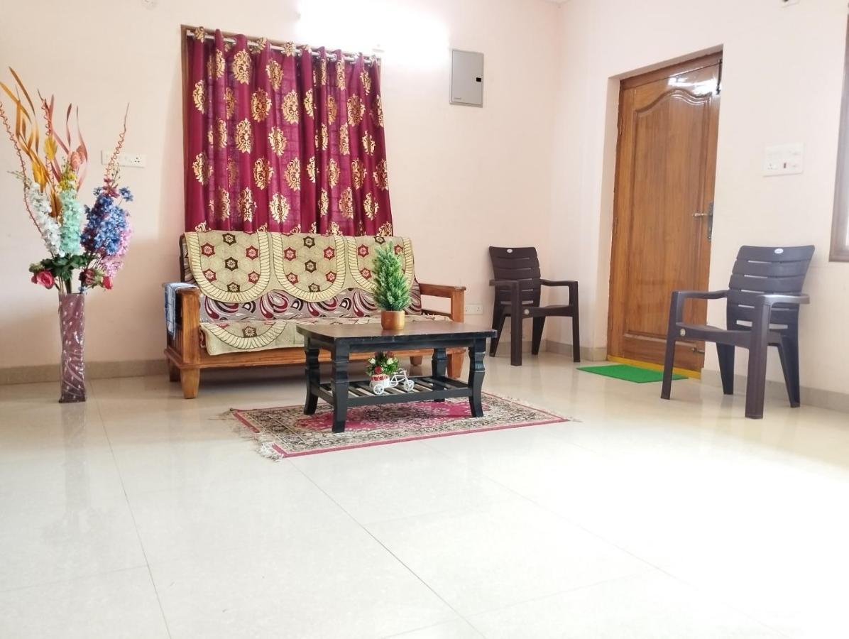 Sls Homestay - Luxury Ac Service Apartments 1Bhk, 2Bhk, 3Bhk - Direct Flyover To Alipiri Tirumala Gate - Walk To Ps4 Pure Veg Restaurants, Supermarkets - Near To National Highway & Padmavathi Amma Temple - Modular Kitchen, Living Room -Free Superfast Tirupati Esterno foto